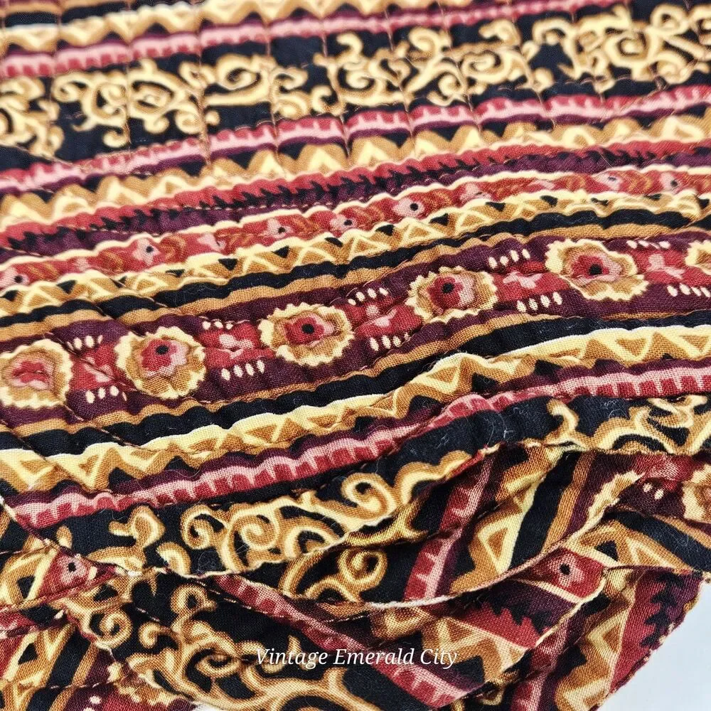 Vtg Reversible Placemats Set / 4 Scalloped Floral Cottagecore Quilted Table Mats